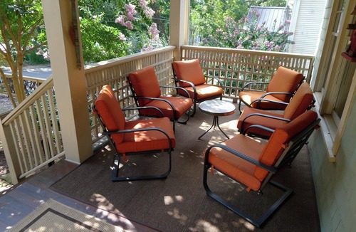 Downtown Asheville Cottage | The Cozy Cottage in the Heart of Downtown - 300 5-Star reviews!