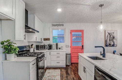 Southwest Raleigh House | The Cozy Cottage 💕