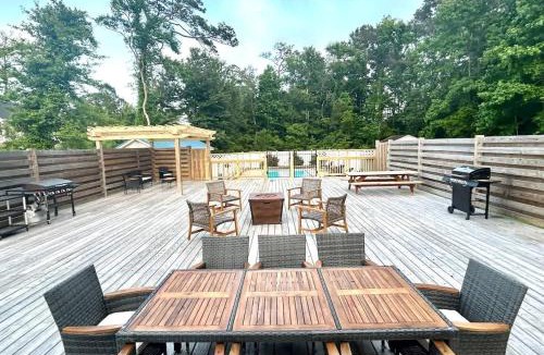 Manteo House | The Dogwood House