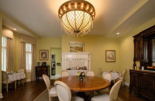Edenton Bed & Breakfast | The Edenton Collection – Granville Queen Inn