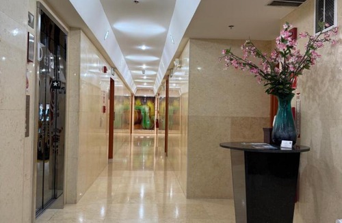 Mount Vernon Square Hotel | The Eldon Luxury Suites