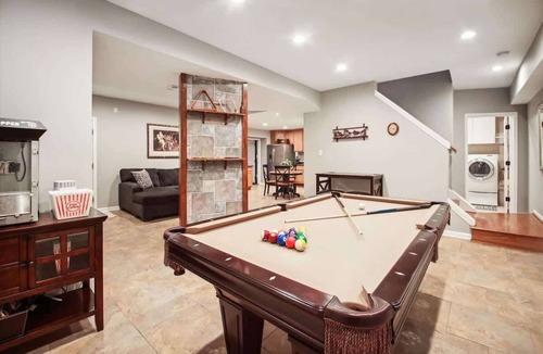 Annapolis House | The General's House-Spacious Home w/Pool & Hot Tub