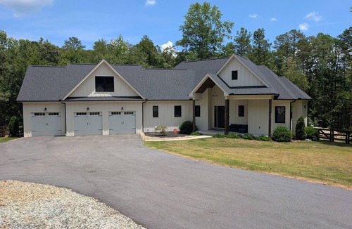 Seneca House | The Hartwell Collection at the Cove