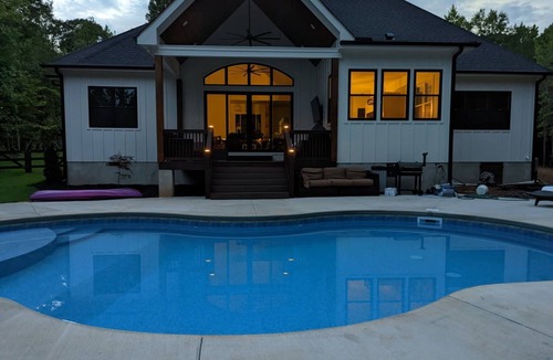 Seneca House | The Hartwell Collection at the Cove