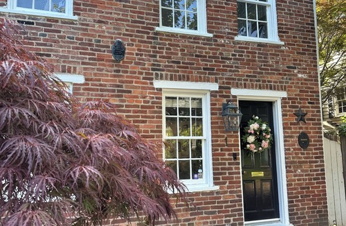 Old Town Alexandria House | The Hayden House-1820 Charm w/3 bedroom Modern Day Luxury in Historic Old Town