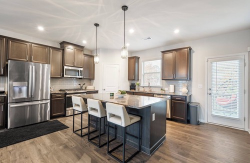 Mableton House | The Hidden Gem – Modern 3-Level Townhome in a quiet, well-kept Atlanta community