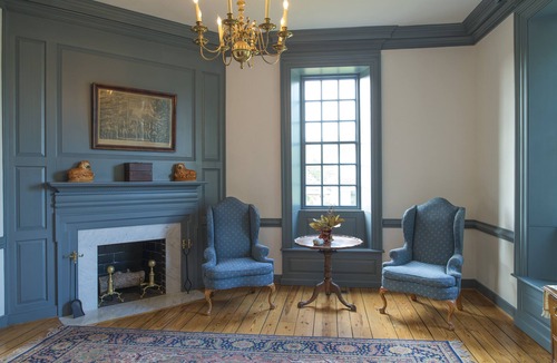 Berkeley Resort | The Historic Powhatan Williamsburg - 4 BEDROOM 2KG 1QN 2TWN 2 STORY DELUXE SUITE