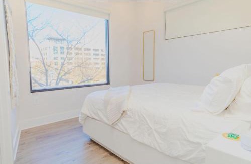 River District Hotel | The Hive 101 King Suite Pet Friendly