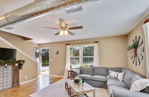 Demorest House | The Holly House In Downtown Demorest 2 Bedroom Home by Redawning