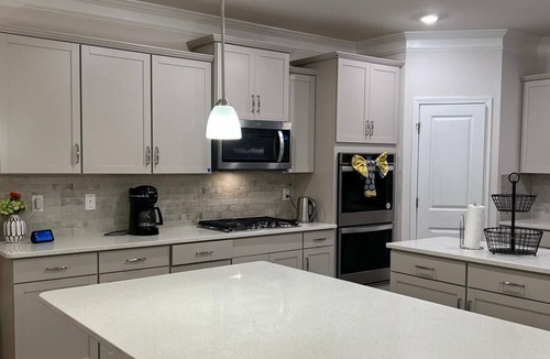Greer House | The Joyful way house by Amaris Corporate rentals
