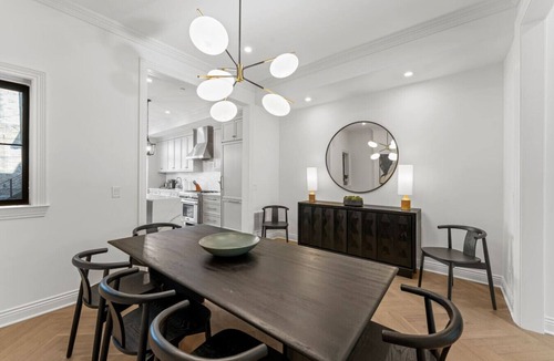 Bloomingdale House | The Lincoln | Entire 7BR DC Rowhome | Sleeps 14