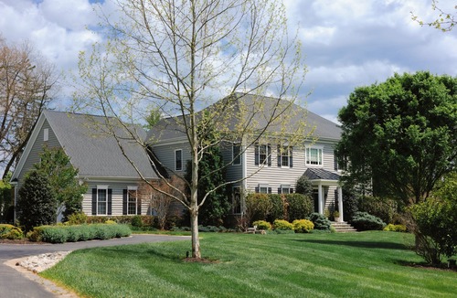 Sparks Glencoe House | The Manor on Belfast: Peaceful Family Home