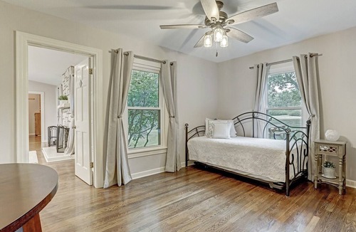 Belterra House | The Merlowe Breathtaking 17 Acres DRIPPING SPRINGS AND ATX CLOSE TO EVERYTHING!