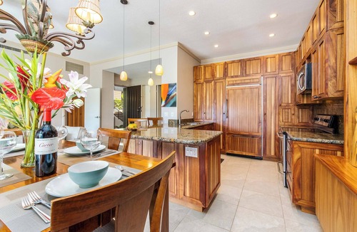 Kapalua Condo | The Most Gorgeous OV Villa in Kapalua Sleeps 6