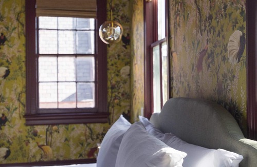 Harleston Village Bed & Breakfast | The Nicholas King Suite- Walk to King