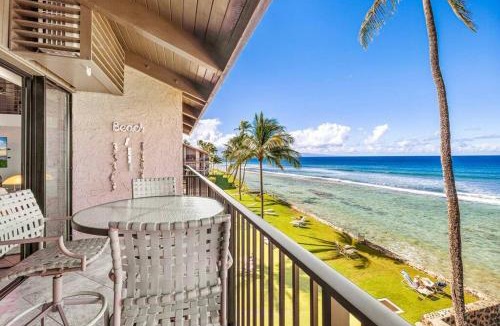 Honokowai Apartment | The Noniluna Two - Sleeps 9 plus Pack N Play