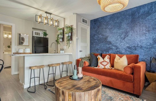 Allandale Apartment | The Olive | Cozy Retreat | Sleeps 3
