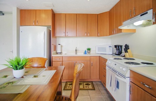 Waikiki Apartment | THE PINEAPPLE SUITE at THE WAIKIKI BANYAN