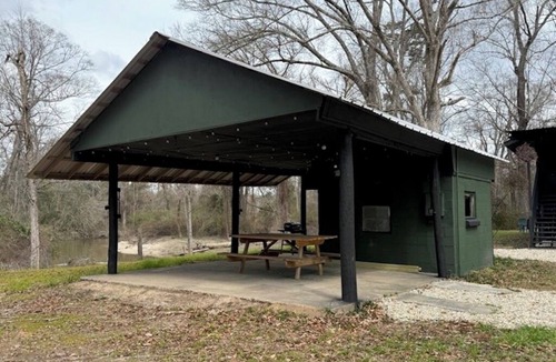 Fluker House | The Pines Retreat - Rustic Modern Camp with WIFI! Pet Friendly!
