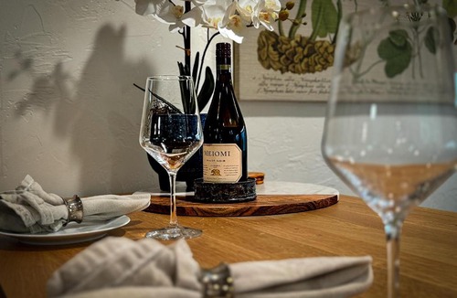 High Springs Apartment | The Poe - Stylish Studio in downtown High Springs
