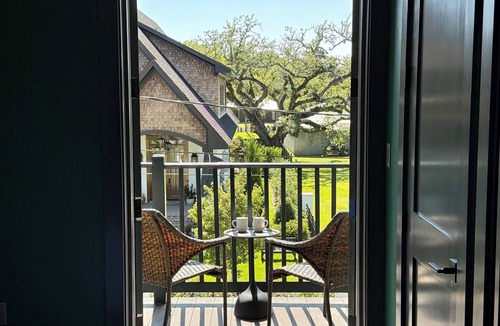 Biloxi House | The Pullman House #820 - Downtown Townhouse with w/Heated Pool