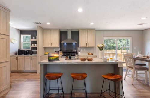 Lake City House | The Riverhead | Springs Pavilion Grill