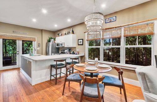 Irvington House | The Rosé Retreat: Pool-Screened Porch-RELAX