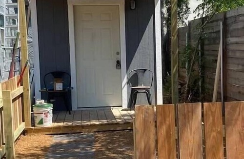 Blackshear-Prospect Hill Apartment | The Salon . Tiny Living . Walkability