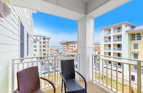 Sandbridge Hotel | The Sanctuary - Amazing Ocean 302B