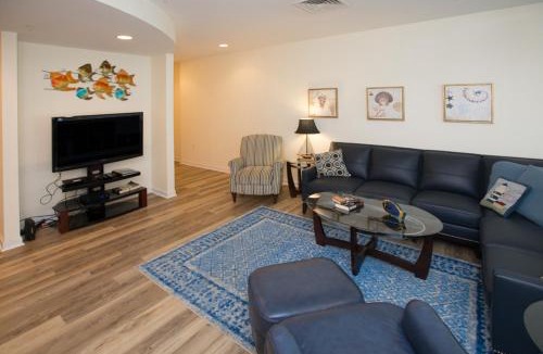 Sandbridge Apartment | The Sanctuary - Ocean Fun A220