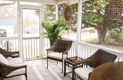 Swansboro House | The Shore House, with private boat access in neighborhood
