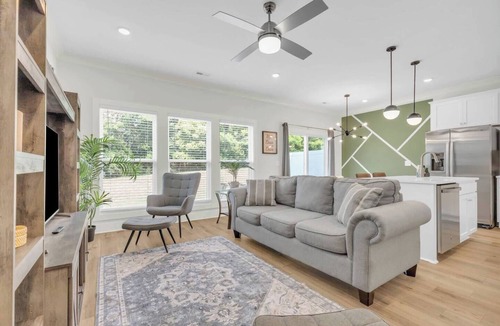 Spartanburg Villa | The Spartan Reserve | Luxury 3BR | Sleeps 10