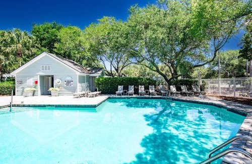 Pelican Bay House | The Sunny Side