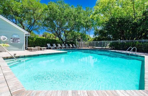 Pelican Bay House | The Sunny Side