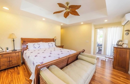 Keolu Hills House | The SunWalk Villa: Stunning 3BR