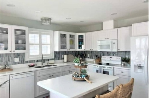 Ware House | The Uncorked Cottage ~North River Retreat~North VA