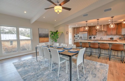 Horseshoe Bay House | The Villa at HSB | Concierge Services