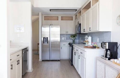 Savannah House | The Wren House