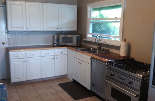 Kilauea House | THIS IS IT! DREAMY BEACH, STUNNING VIEWS, AMAZING LOCATION!