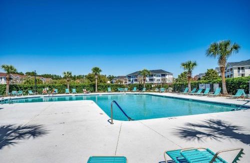 North Myrtle Beach House | Tide N Tee Resort Condo w Mega Pool Near Beach