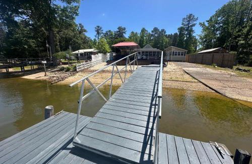 Leesville House | Time Well Wasted