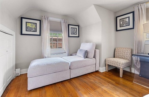 Old Town Alexandria House | Timeless Carriage House Stay in Old Town, Alexandria