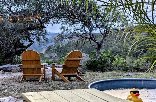 Pipe Creek Cabin | Tiny House with Amazing Views and Private Hiking Trails in Hill Country, Texas