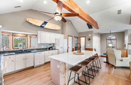 Whalehead Beach House | Toes On The Nose: Private Pool, Hot Tub, Rec Room