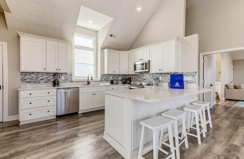 Pine Island House | Too Ra Loo| 490 ft from the beach | Private Pool, Hot Tub | Corolla