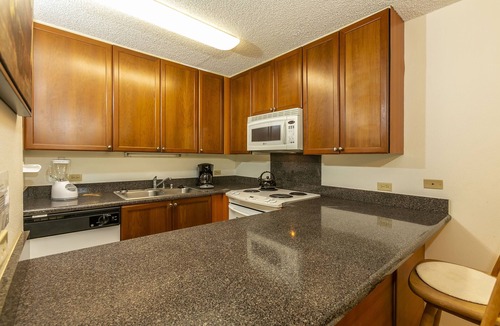 Kihei Condo | Top-Floor Kamaole Sands | Ocean View | A/C | Pool | Sleeps 6
