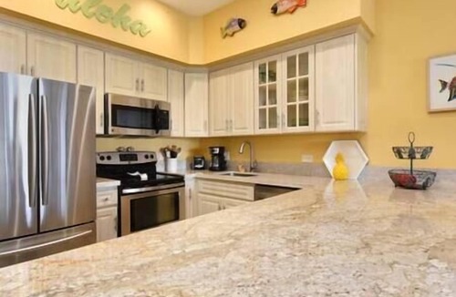 Honokowai Apartment | Top floor oceanfront 2 bedroom condo, with expansive views