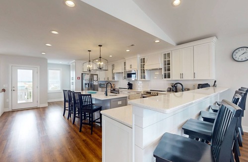 North Topsail Beach House | Topsail Tower: Oceanfront, private heated pool & hot tub, elevator & game room