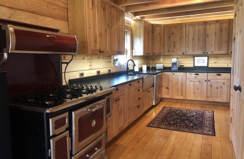 Esmont Cabin | Total Privacy Enjoyed on 100 Acres - H’Owl at the Moon Farm & Cabin