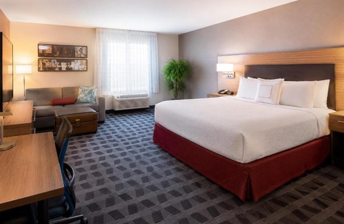 Mount Pleasant Hotel | TownePlace Suites by Marriott Charleston Mt. Pleasant